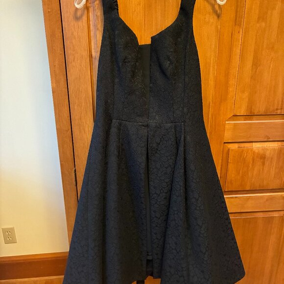 Black brocade lace dress with full skirt size 8 - Picture 1 of 14